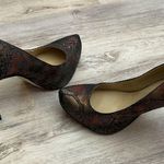 BCBGeneration Brown Gold Red Black Snakeskin Leather 5” Heels Size 10M/40 Photo 4