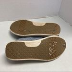 Toms Tennis Shoes Gray, Size 7, Red plaid inside, lace up Photo 8