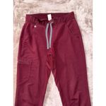 FIGS  Zamora Jogger Scrub Pants Graphite Red Size Small‎ Photo 1