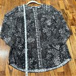 Isaac Mizrahi NWOT  Button down blouse 6 Photo 8
