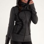 Lululemon Stride Hooded Hacker  Photo 0