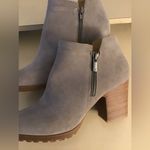 Lucky Brand  women beige suede Chelsea heel Noryn boots US 10 Photo 8