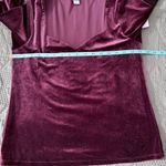 Old Navy NWT  Women’s Velvet Long Sleeve Top, Size Large Photo 5