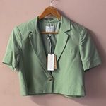 Maison d’ Amelíe Pastel Light Green Cropped Short Photo 0