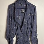 Torrid Gray Floral Georgette Chiffon Trench Jacket NWT Size 6 Photo 3