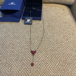 Swavorski Swarovski Crystal Necklace Red Hearts silver chain NRFB Photo 2