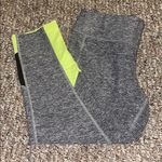 PINK - Victoria's Secret Women’s Pink Yoga Victoria Secret Capri Leggings Photo 0