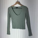 Self Esteem Women's Green Notch-Neck Long Sleeve Top Size M Casual Photo 0