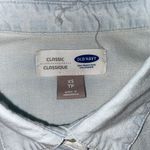 Old Navy classic denim button down star print shirt women size XS blue/white Photo 6