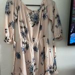 Privy pink floral romper Photo 1