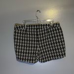Old Navy  Black & White Geometric Print Shorts Women’s Size 16 Regular Photo 1