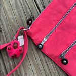 Kipling So NICE  crossbody in GREAT condition 🌷🌷 Photo 3