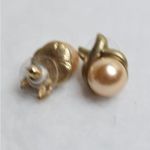 Source Unknown Vintage Rose Gold Faux Pearl Gold Tone Post Gently Used Earrings Photo 2