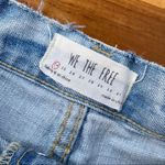 Free People  Womens Cut Off Light Wash Crochet Denim Distressed Shorts Size 24 Photo 6