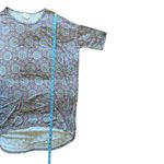 LuLaRoe NWT Oversized Blue Green Pink Yellow Patterned Tee Top Size XS Photo 3