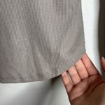 BKE Buckle Women’s Henley Tan Long Sleeve Ribbed Waffle Knit Shirt size XS Photo 4