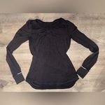 Lululemon  Athletica Run Sheer Long Sleeve - 6 women’s Photo 2