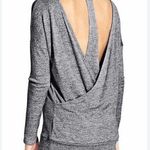Athleta Pose long sleeve layered open back T style, V strap detail in gray Xs Photo 0