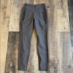 Athleta  Headlands Hybrid Tight Leggings  Size 4 Photo 2