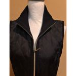 Susan Graver Black Quilted Zip Vest Size Small Gold Zip Sleeveless Jacket Photo 2