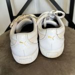 Puma Size 9.5  White Sneakers Photo 5