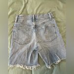 Madewell  JEAN SHORTS HIGH RISE MID-LENGTH Size 24 Photo 3