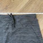 Athleta Downplay Skirt Heather Grey Knit Drawstring Mini Activewear ~ Size S Photo 9