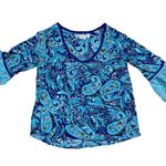 Vera Bradley  Blue Daisy Paisley Kelsey Flutter Top, M Photo 0
