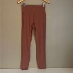 Vuori Womens Studio Pocket Leggings Pink Maroon Size Medium Photo 3