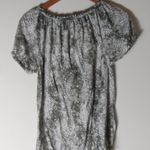 Daisy Fuentes  S Gray Snake Stretch Bubble Hem Top Photo 1