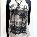 Hella Fantasia Retro Los Angeles Cityscape Lightweight Raglan Sleeve Hoodie Gray Size M Photo 1