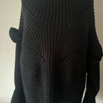 POL Black Knit Cut-Out Shoulder
Sweater oversized Photo 1