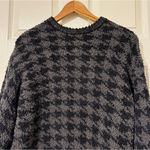 SKIMS  Boucle Knit Unisex Pullover Sweater in Onyx Houndstooth Grey Size S / M Photo 2