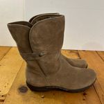 G.H. Bass &Co. GH Bass Women’s Suede Boots SZ 8.5 M Booties Soft Beige Knitted Inside Winter Photo 8