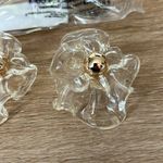 8 Other Reasons  acrylic flower earrings Photo 1