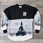 Disney Spirit Soft Sherpa/Jersey Black and White Oversized Castle Fleece Photo 0