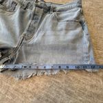 Levi's 501 Shorts Womens 33 Denim High Rise Raw Hem Button Fly 2" Inseam Beach Photo 5