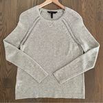 BCBGMAXAZRIA 100% Cashmere Long Sleeve Crew Neck Sweater Light Grey Extra Small Photo 0