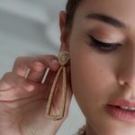 House of Harlow 1960 Mesa Door Knocker Earrings in Gold and Crystal NWT Photo 2