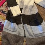 Knox Rose  xs cardigan Photo 3