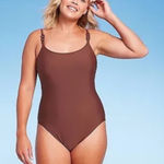 Kona Sol Brown Chain Link Medium Coverage Sew In Cups One Piece Swimsuit
Size‎ L (12-14) Photo 0