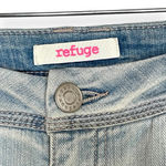 Refuge e Distressed Jeans Women’s Size 8 Light Stone Washed Denim Photo 2