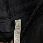 Lululemon x Peloton Bootcamp Ready Shorts — size 6 Photo 2