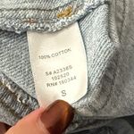 Hazel Boutique  Women’s Light Wash Front Pocket Denim Mini Skirt Size S Photo 3