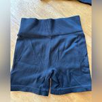 Women’s ribbed black workout shorts and sports bra set Photo 2