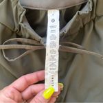 Lululemon  On The Fly Jogger size 4 workout yoga‎ athleisure outdoors hiking Photo 6