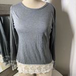 Source Unknown Elegant Gray Top with Lace Detail Photo 2