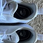 Nike Air Max Axis Photo 2