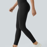 Halara  UltraSculpt™ High Waisted Tummy Control Pocket Shaping Training Leggings Photo 0