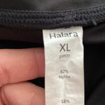 Halara  PANTS  color black length 40” inseam 23” two front and two back pockets Photo 5